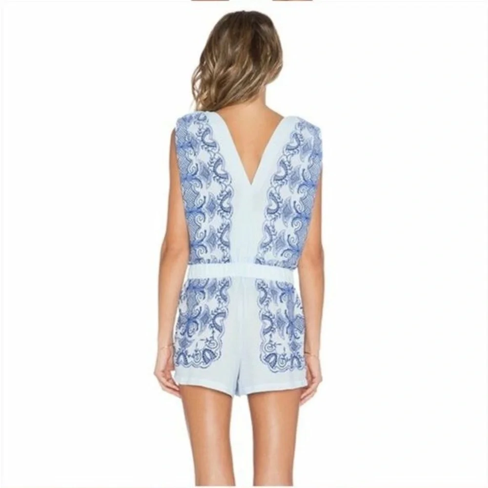 BCBGMaxAzria V-Neck Floral Scarf Print Vance Tie Waist Romper - Light Oasis Blue